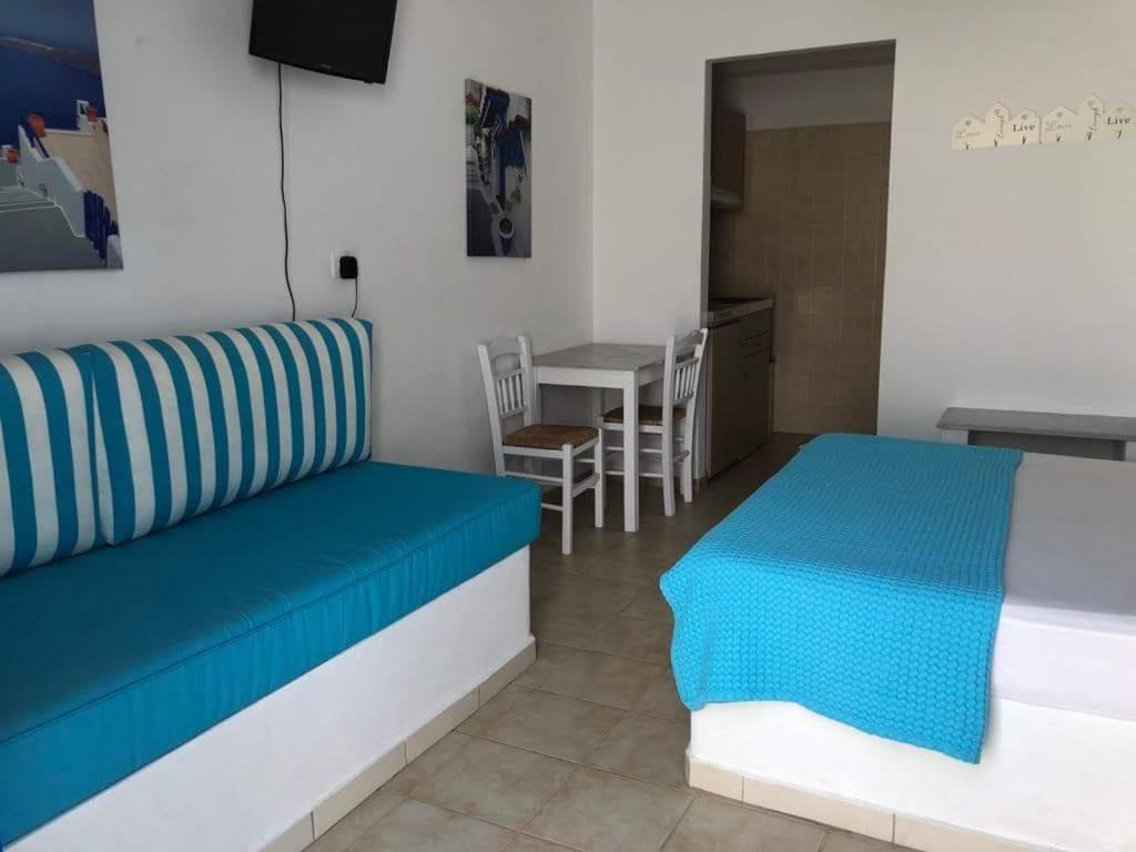 Marina'S Studios Serifos Λιβάδι Εξωτερικό φωτογραφία